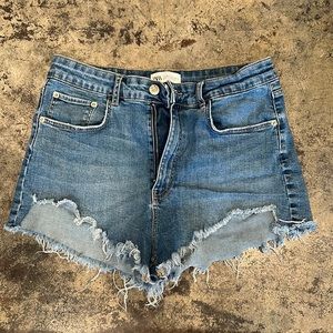 Zara Women’s High Rise Denim Frayed Hem with Zipper